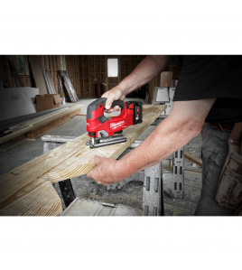 M18 FUEL DECOUPEERZAAGMACHINE