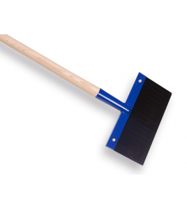 BETONSCHRAPER 30 CM. MET STEEL VAN 130 CM.