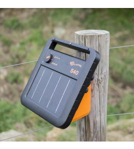 GALLAGHER S40 SOLAR SCHRIKDRAADAPPARAAT INCLUSIEF BATTERIJ (6 V - 10 AH)