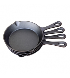 SET VAN 4 KLEINE SKILLETS SET VAN 4 KLEINE SKILLETS
